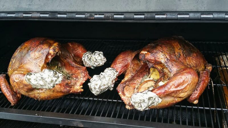 Meadow Creek TS250 Tank Smoker With Meadow Creek BBQ42 Chicken Cooker Meadow Creek TS250 Tank Smoker With Meadow Creek BBQ42 Chicken Cooker