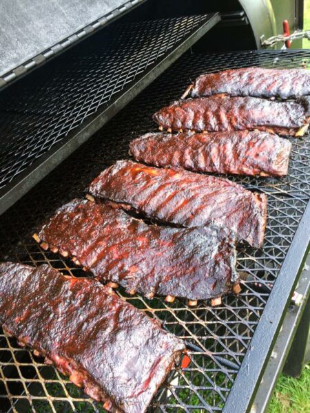 Pork Ribs on Meadow Creek TS250 Tank Smoker With Meadow Creek BBQ42 Chicken Cooker Pork Ribs on Meadow Creek TS250 Tank Smoker With Meadow Creek BBQ42 Chicken Cooker