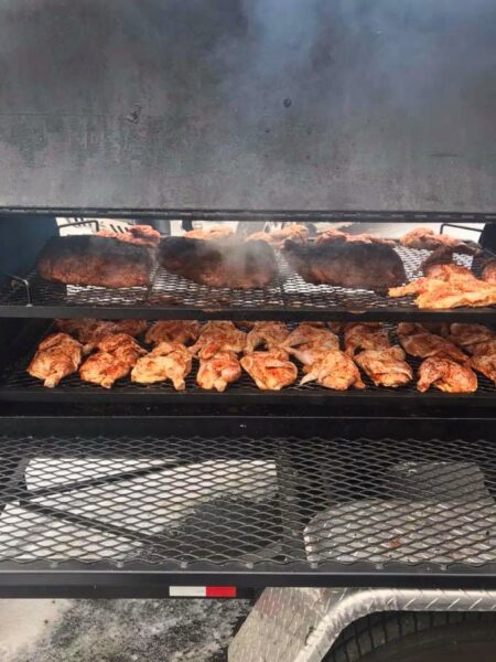 Meadow Creek TS250 Tank Smoker With Meadow Creek BBQ42 Chicken Cooker Meadow Creek TS250 Tank Smoker With Meadow Creek BBQ42 Chicken Cooker