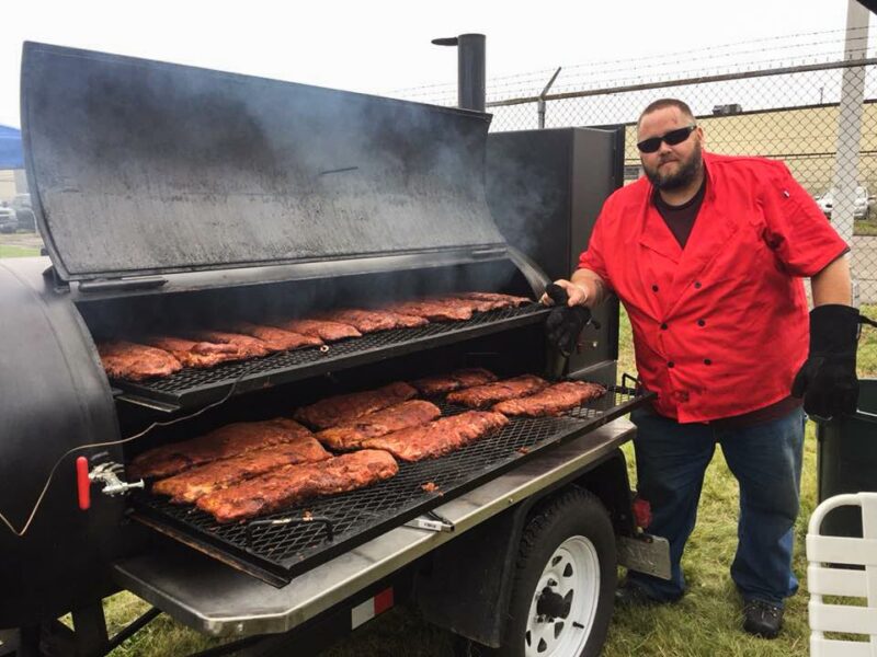 Pork Ribs on Meadow Creek TS250 Tank Smoker With Meadow Creek BBQ42 Chicken Cooker Pork Ribs on Meadow Creek TS250 Tank Smoker With Meadow Creek BBQ42 Chicken Cooker