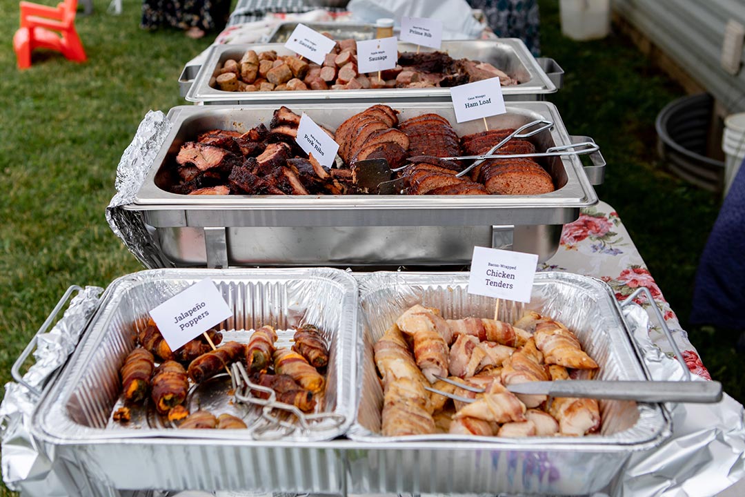 serving_table_bbq