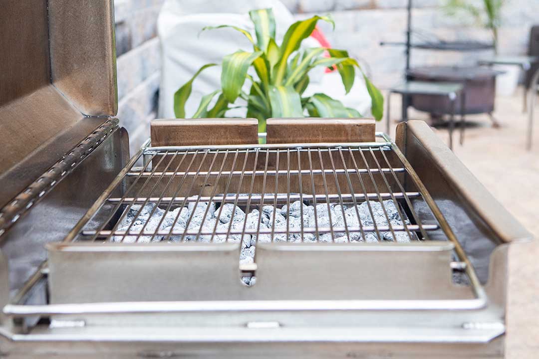 BBQ26S_Charcoal_Grill_Flat_Grate_27_Flat_Grate