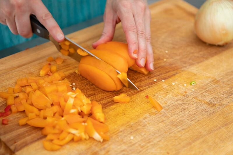 BX25_Smoker_Pizza_Pockets_01_Peppers