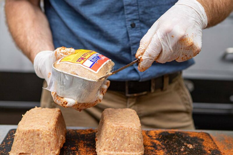 PR60T_Ham_Loaf_Chicken_Thighs_16_Unwrapping_Ham_Loaves