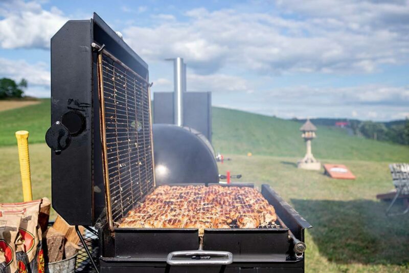 TS250_Reverse_Flow_Smoker_90_BBQ42