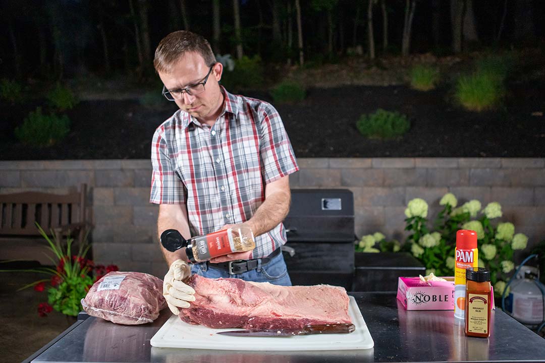 Meadow_Creek_SQ36_04_Seasoning_Brisket
