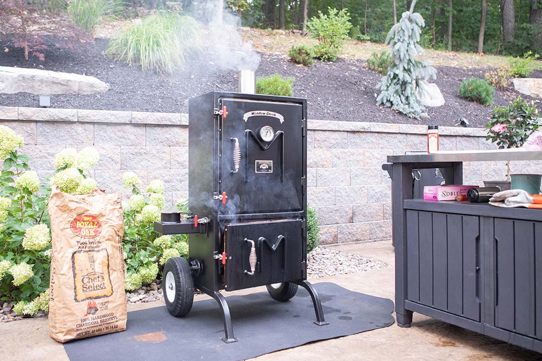 BX25 Box Smoker BX25 Box Smoker
