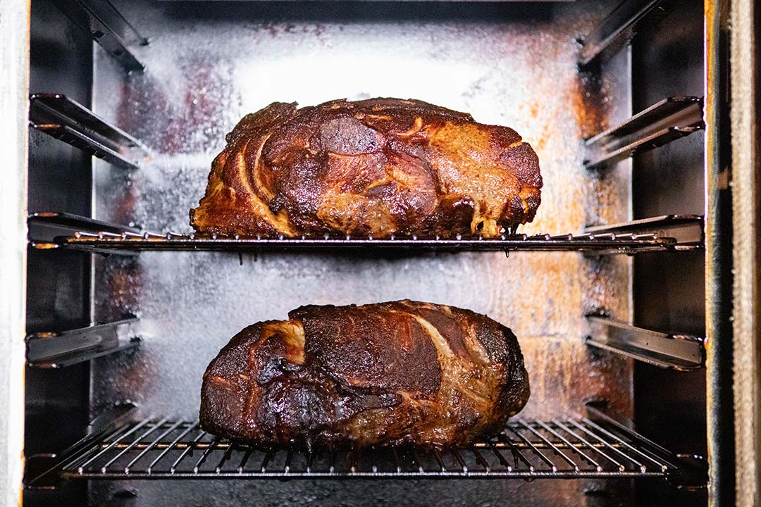 BX25_Box_Smoker_14_Pork_Butts_5_Hour