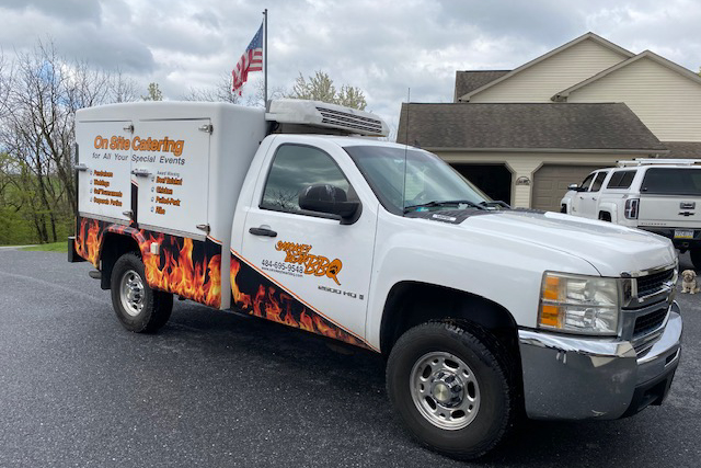 2007 Chevy Truck With Hotshot Box (for refrigeration and heating) 2007 Chevy Truck With Hotshot Box (for refrigeration and heating)