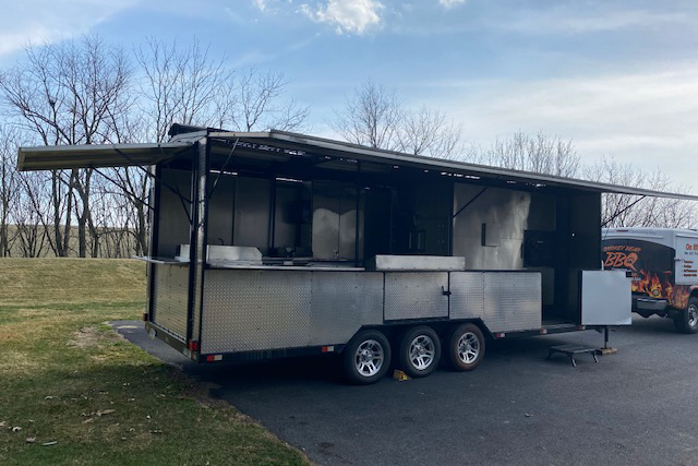 22' Tri-Axle Custom Meadow Creek Trailer 22' Tri-Axle Custom Meadow Creek Trailer