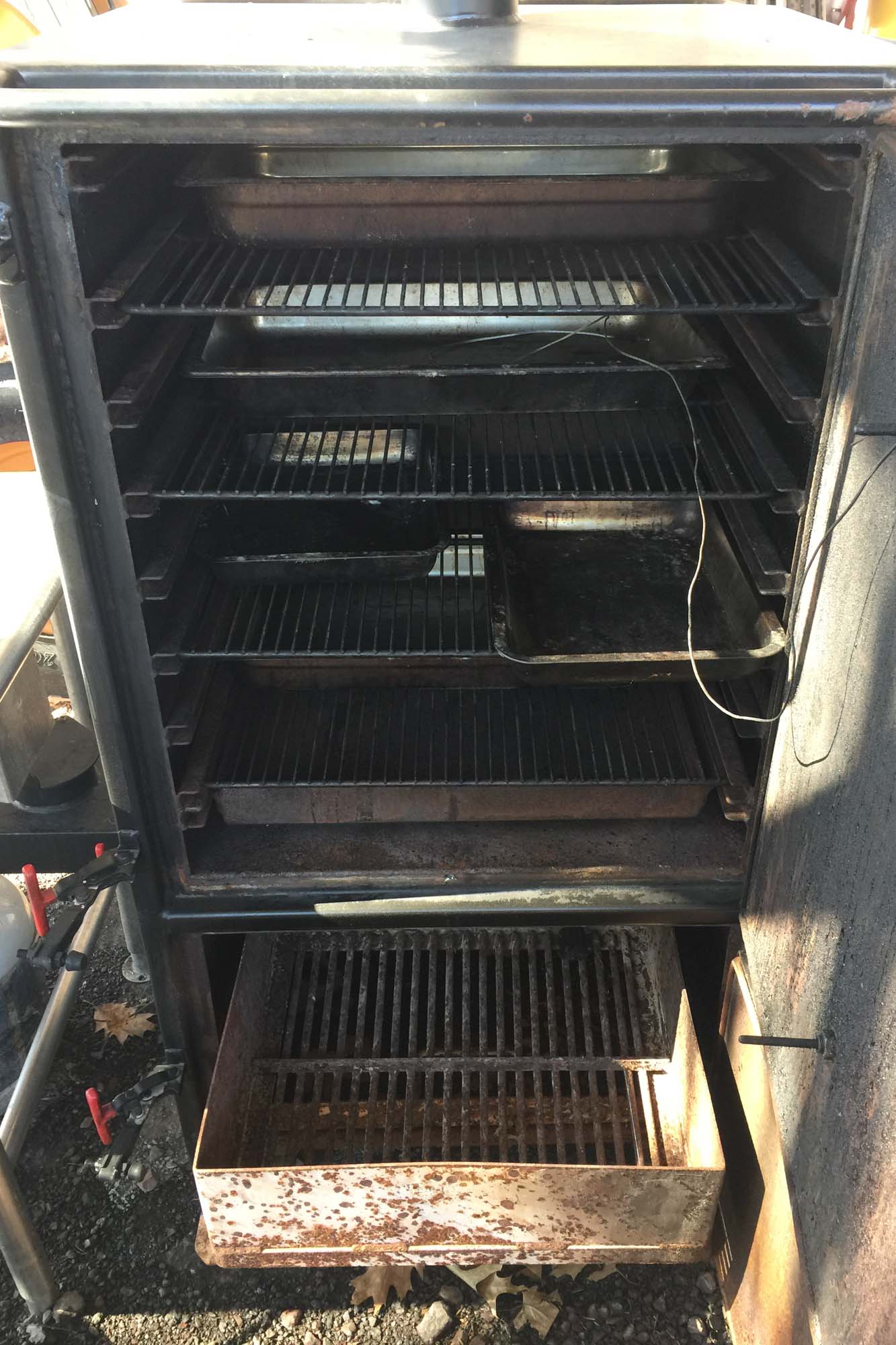 Used Meadow Creek BX50 Box Smoker Meadow Creek BX50 Box Smoker used about 10 times